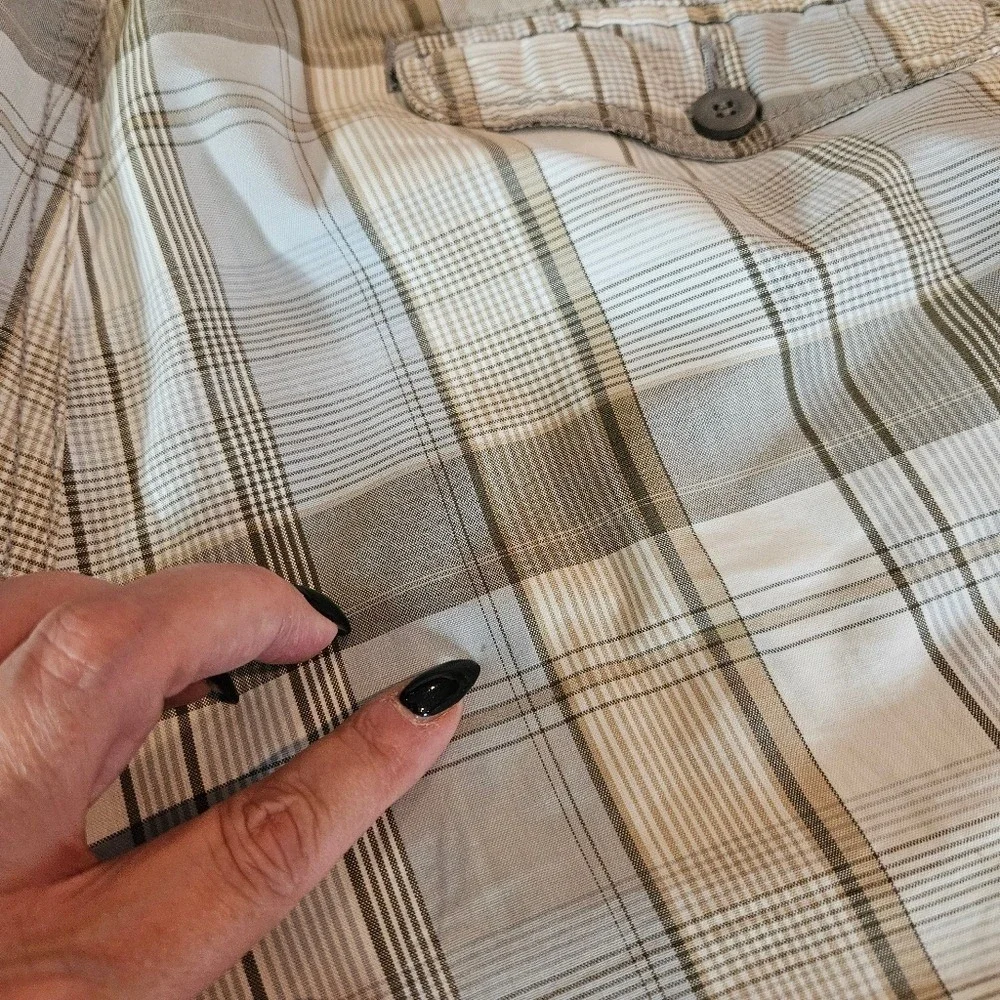 Dockers Plaid Cargo Shorts Grey Tan & White Size‎ 42